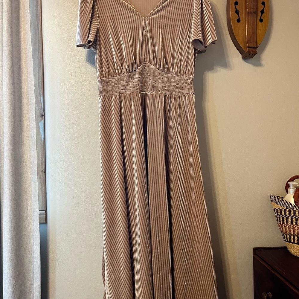 Simplee Women’s V Neck Velvet Maxi Dress
